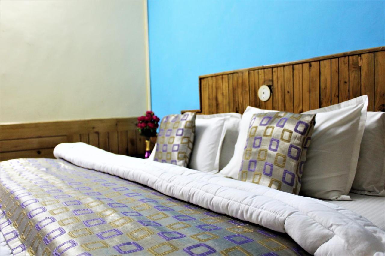 Hotel New Royal มะนาลี ภายนอก รูปภาพ