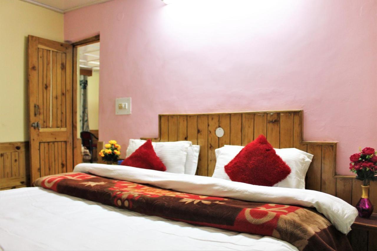 Hotel New Royal มะนาลี ภายนอก รูปภาพ