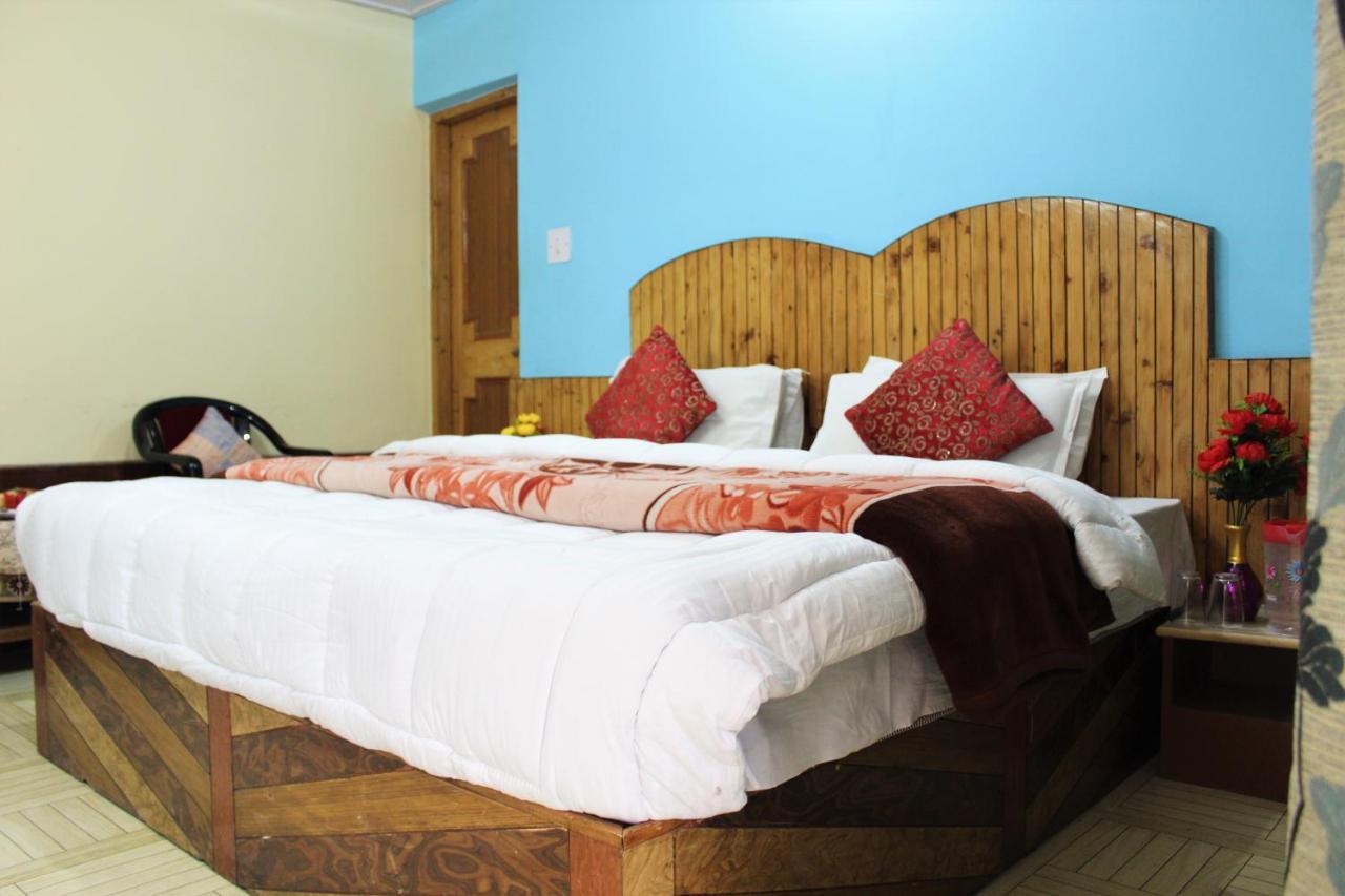 Hotel New Royal มะนาลี ภายนอก รูปภาพ